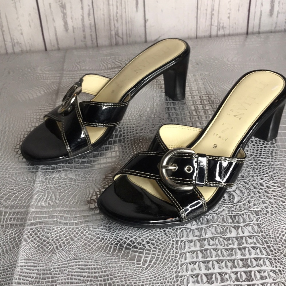 Italian shoe maker  sandals